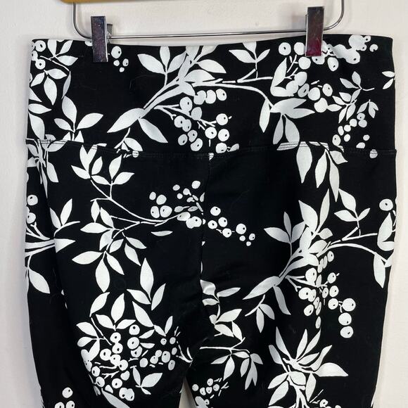 Slim-Sation Multiples Slimming Black White Floral Botanical Leggings Pants L - Picture 7 of 10